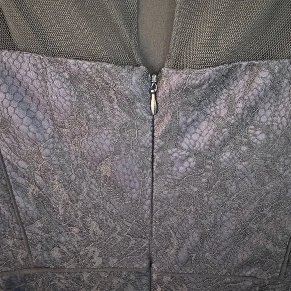 Elegant Black/Navy Dress with Sheer Detail - Picture 5 of 7